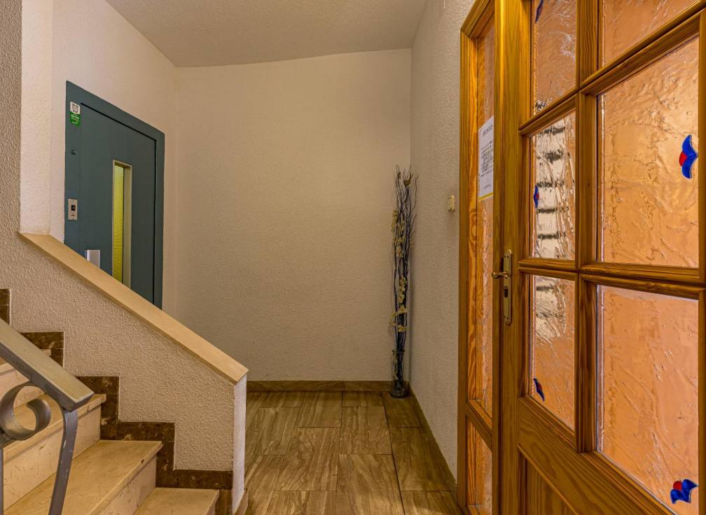 Resale - Flat - Elche - Plaza Crevillente