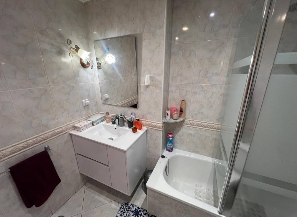 Resale - Flat - Elche - Plaza Madrid