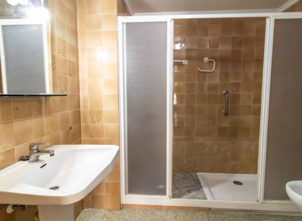 Resale - Flat - Elche - Plaza Madrid
