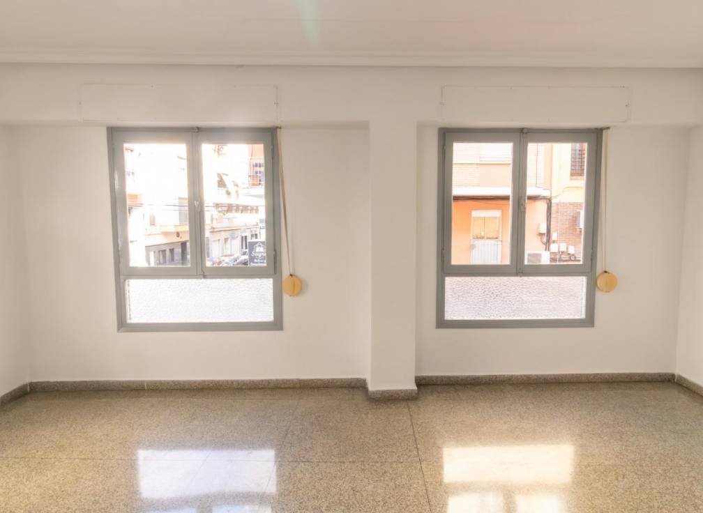 Resale - Flat - Elche - Plaza Madrid