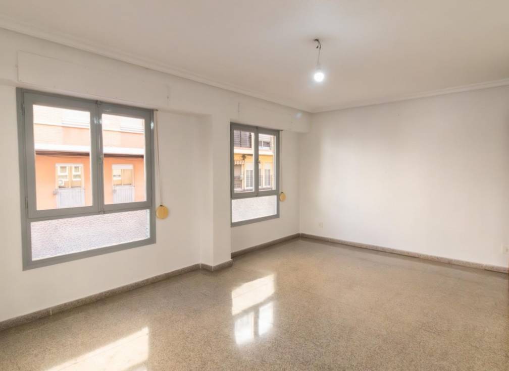 Resale - Flat - Elche - Plaza Madrid