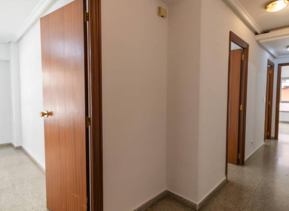 Resale - Flat - Elche - Plaza Madrid