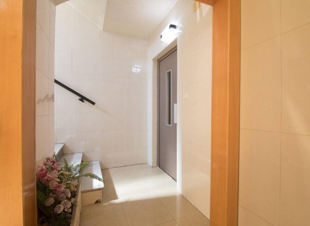 Resale - Flat - Elche - Plaza Madrid