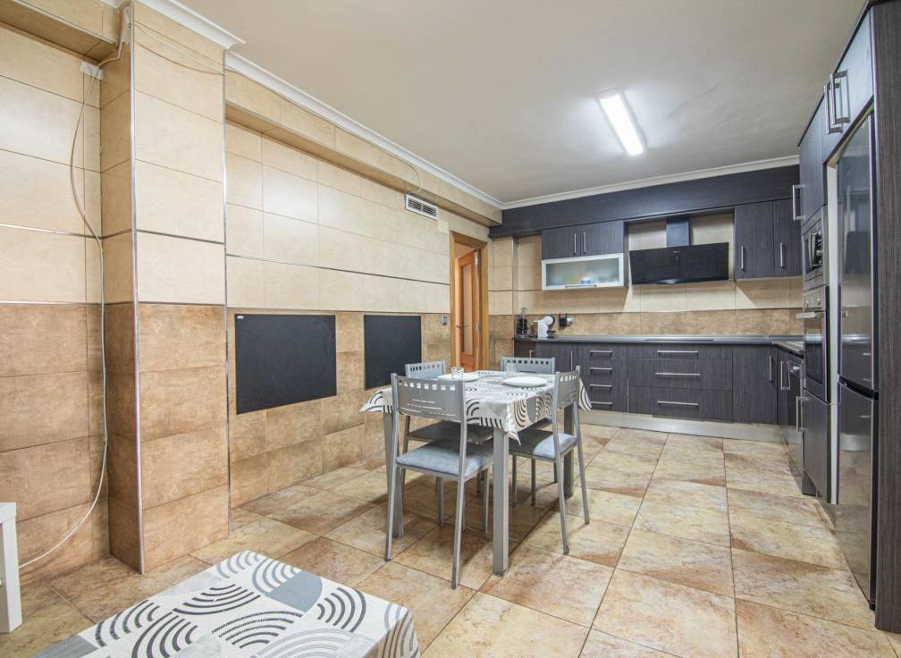Resale - Flat - Elche - Plaza Madrid