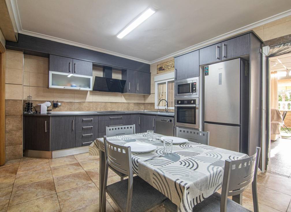 Resale - Flat - Elche - Plaza Madrid