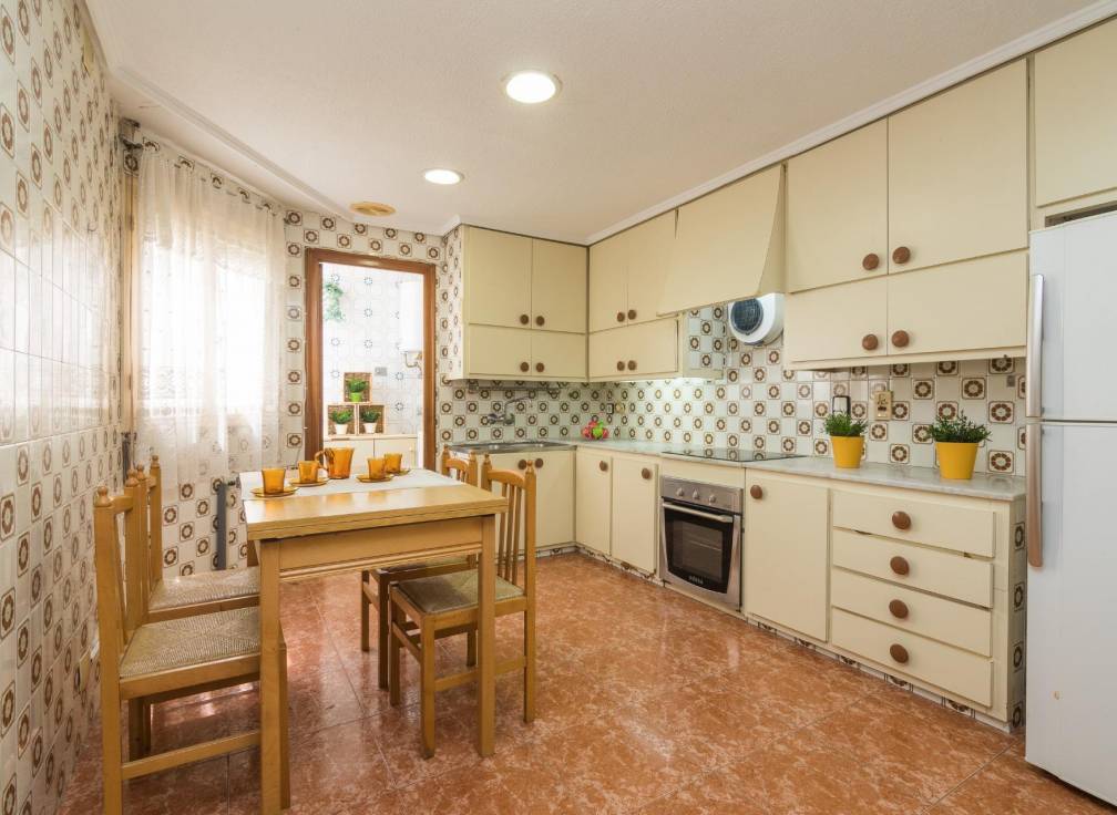 Resale - Flat - Elche - Plaza Obispo Siuri