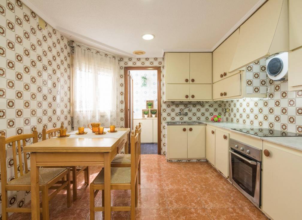 Resale - Flat - Elche - Plaza Obispo Siuri