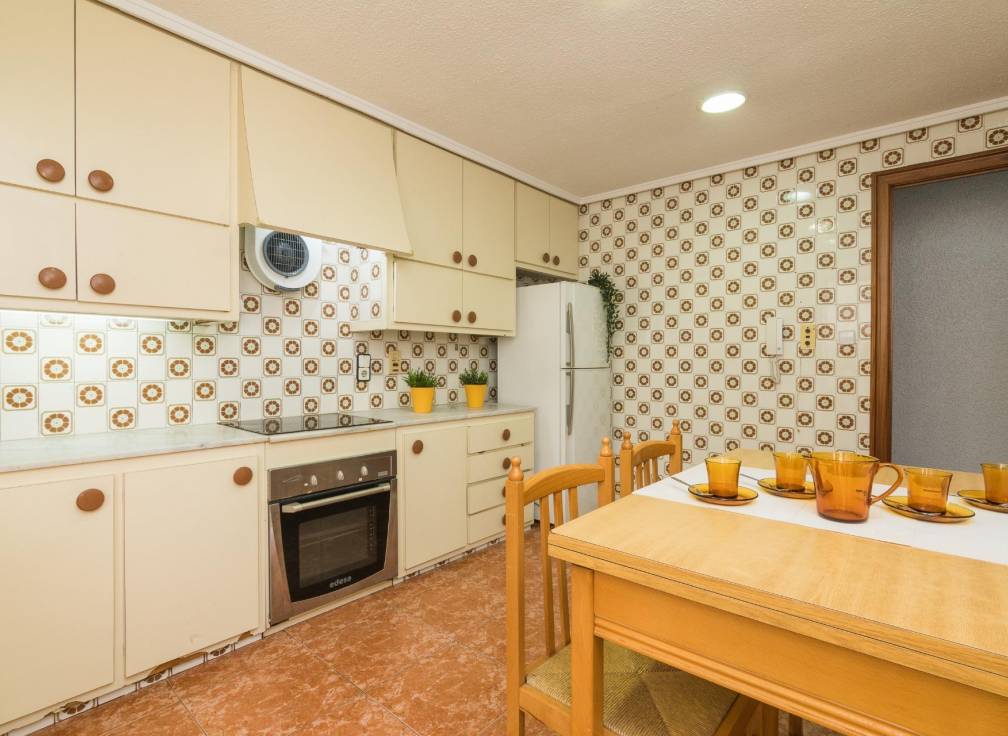 Resale - Flat - Elche - Plaza Obispo Siuri