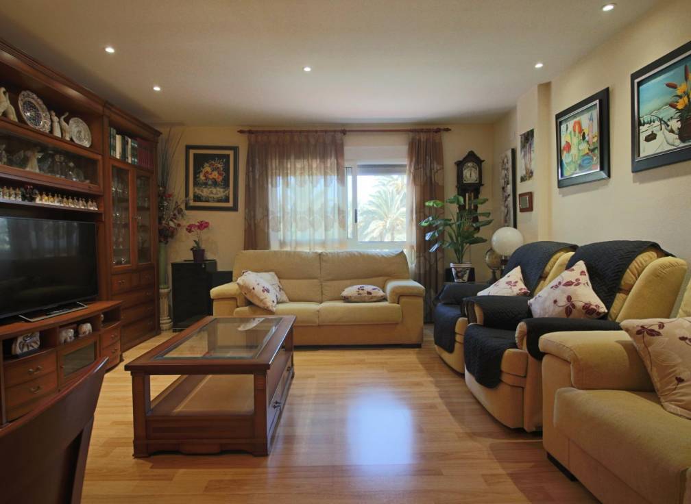 Resale - Flat - Elche - Raval - Puertas Coloradas