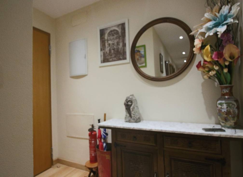 Resale - Flat - Elche - Raval - Puertas Coloradas