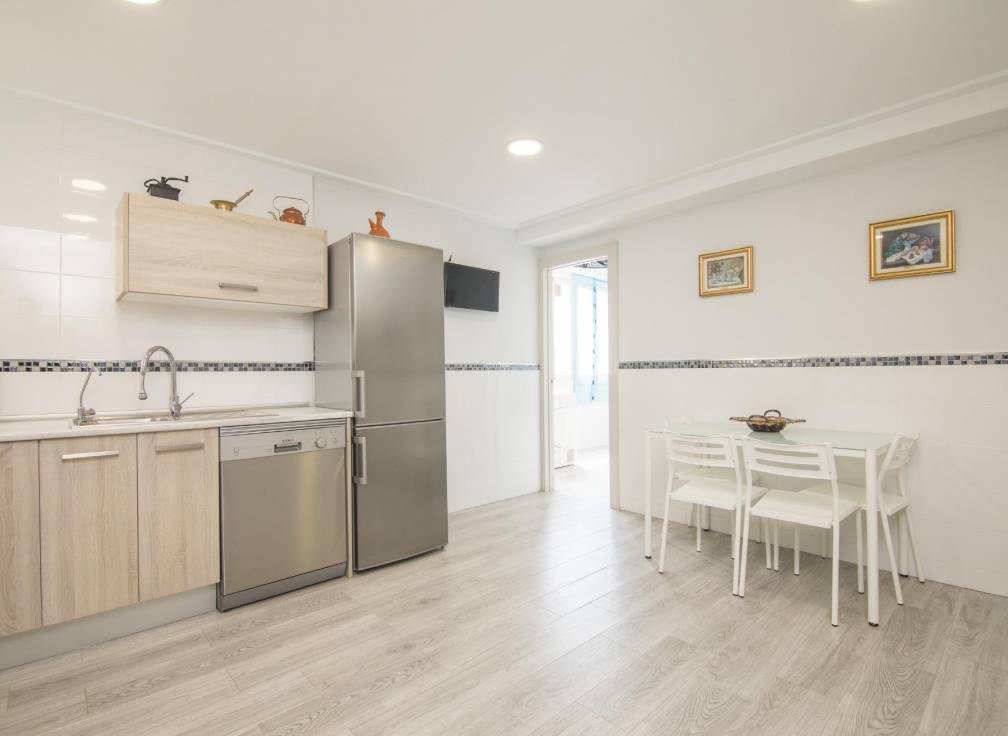 Resale - Flat - Elche - Reina Victoria-Miguel Hernández