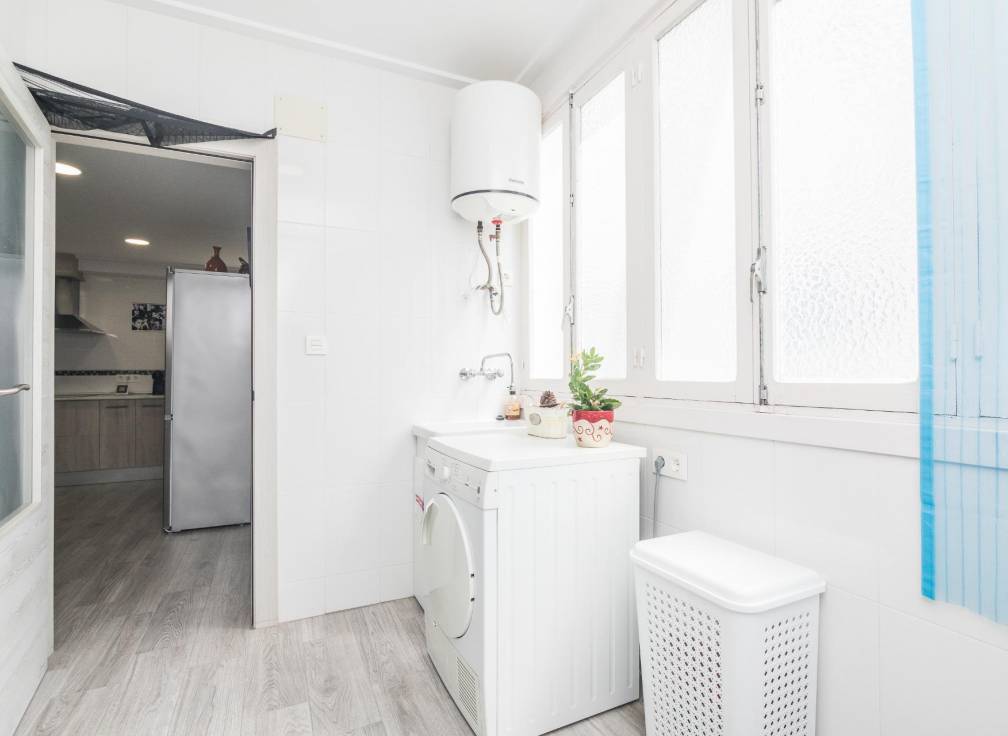 Resale - Flat - Elche - Reina Victoria-Miguel Hernández