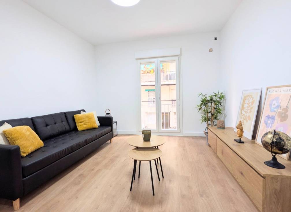 Resale - Flat - Elche - Reina Victoria-Miguel Hernández