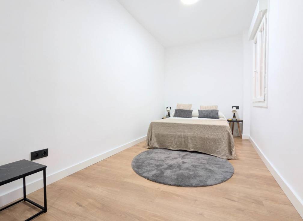 Resale - Flat - Elche - Reina Victoria-Miguel Hernández