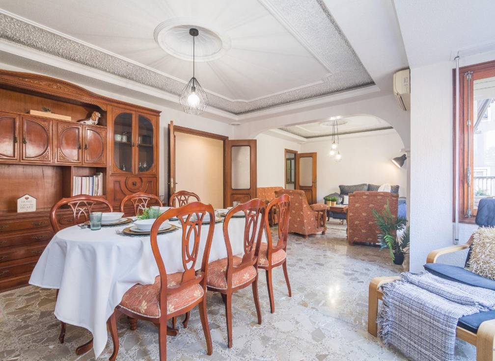 Resale - Flat - Elche - Reina Victoria-Miguel Hernández