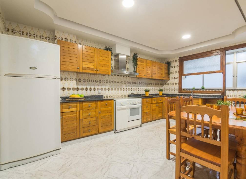 Resale - Flat - Elche - Reina Victoria-Miguel Hernández