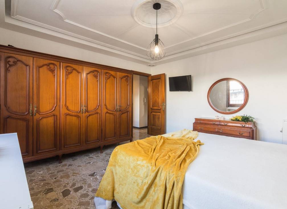 Resale - Flat - Elche - Reina Victoria-Miguel Hernández