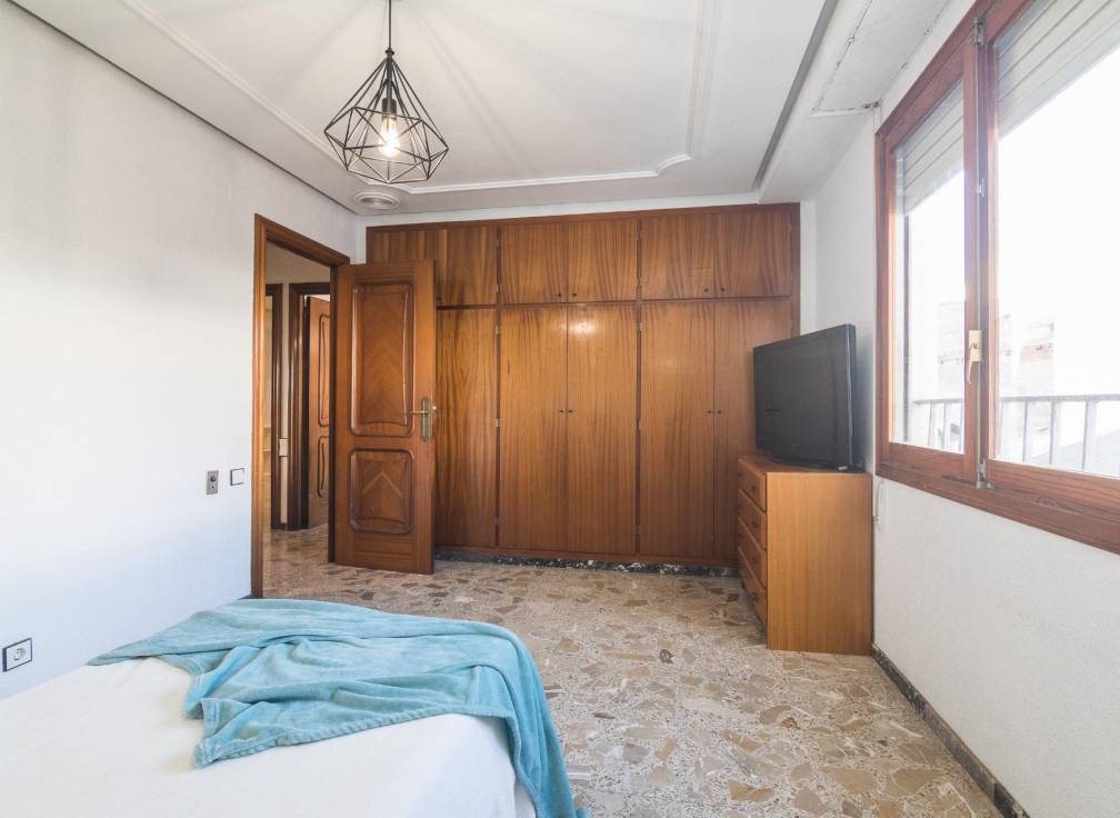 Resale - Flat - Elche - Reina Victoria-Miguel Hernández