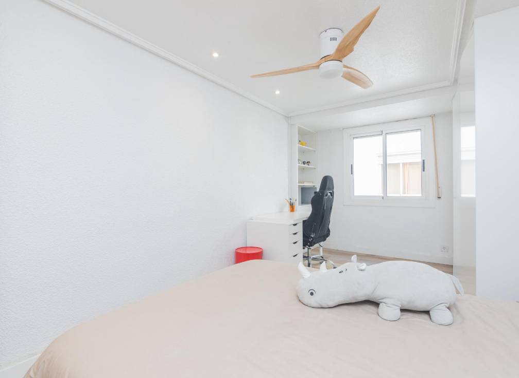 Resale - Flat - Elche - Reina Victoria-Miguel Hernández