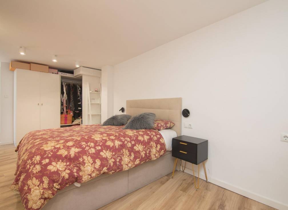 Resale - Flat - Elche - Reina Victoria-Miguel Hernández