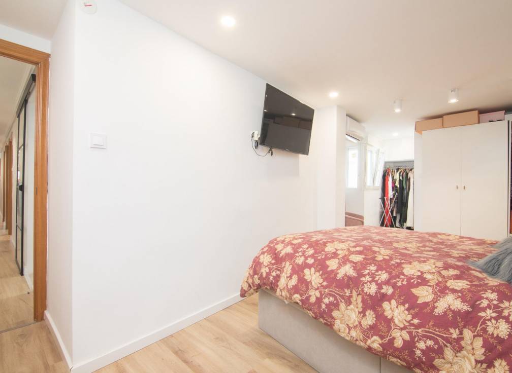 Resale - Flat - Elche - Reina Victoria-Miguel Hernández