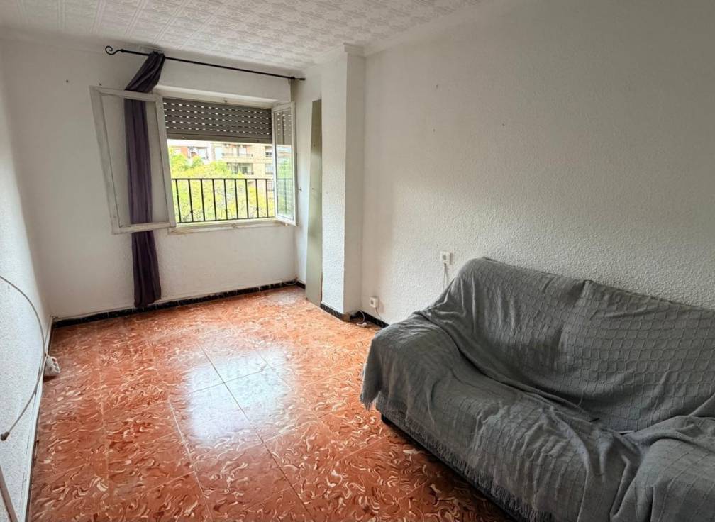 Resale - Flat - Elche - Reina Victoria-Miguel Hernández