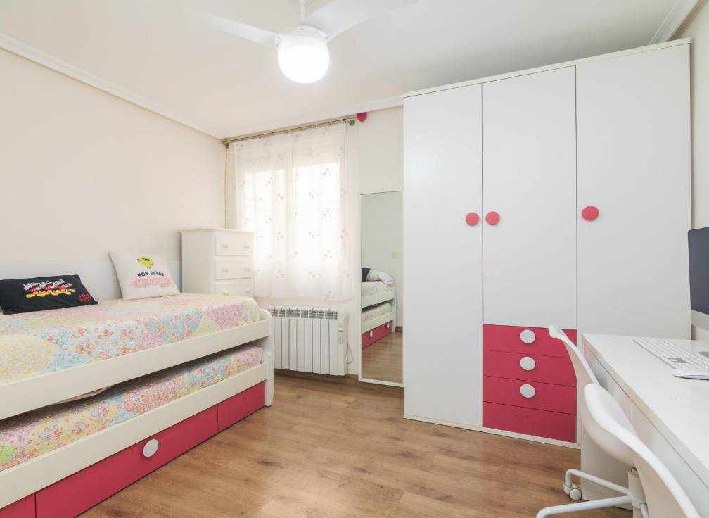 Resale - Flat - Elche - Torreta - Portalada