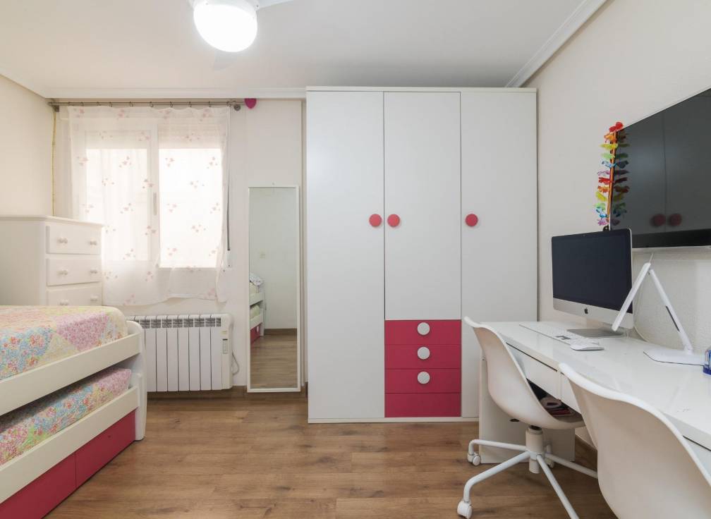 Resale - Flat - Elche - Torreta - Portalada