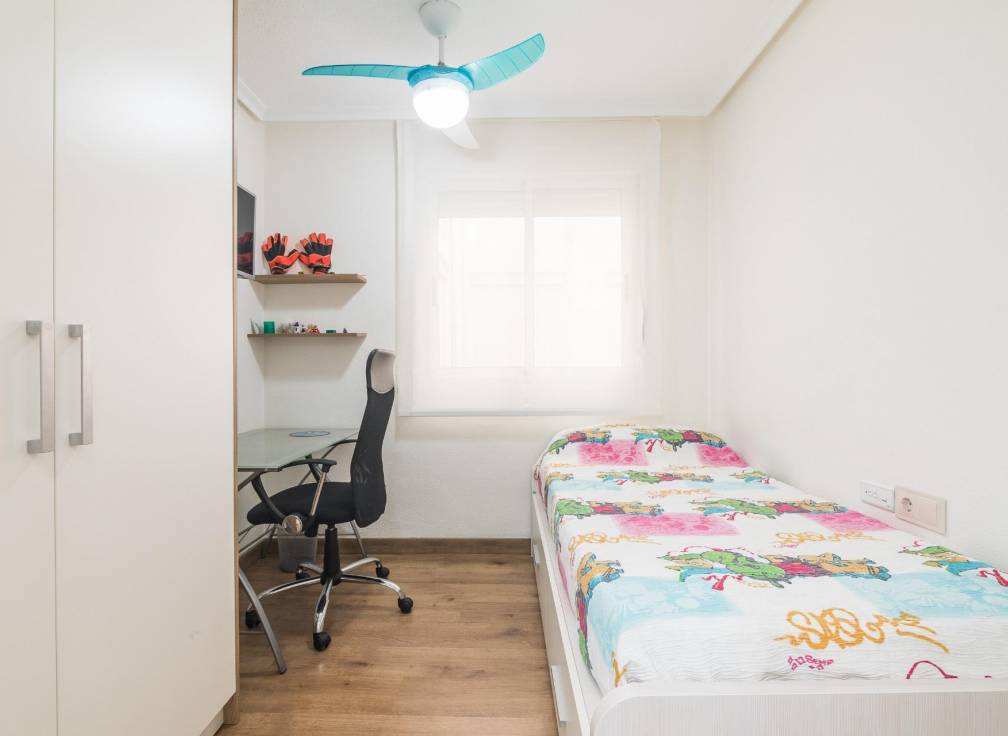 Resale - Flat - Elche - Torreta - Portalada