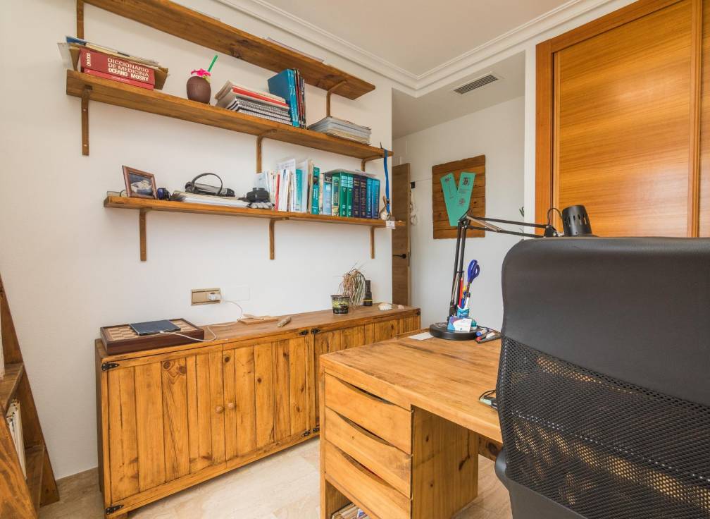 Resale - Flat - Elche - Torreta - Portalada