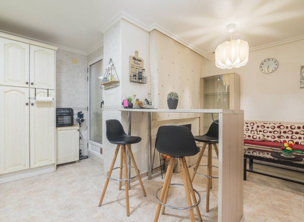 Resale - Flat - Petrer