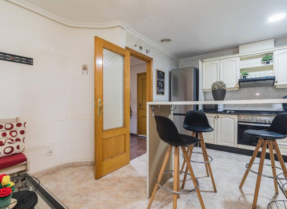 Resale - Flat - Petrer