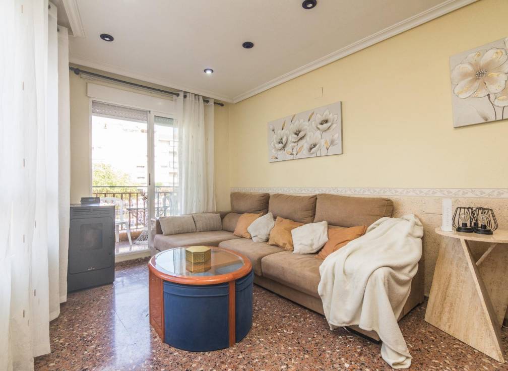 Resale - Flat - Petrer