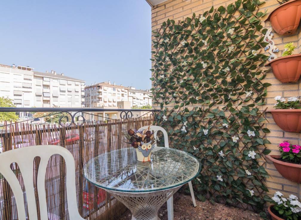 Resale - Flat - Petrer