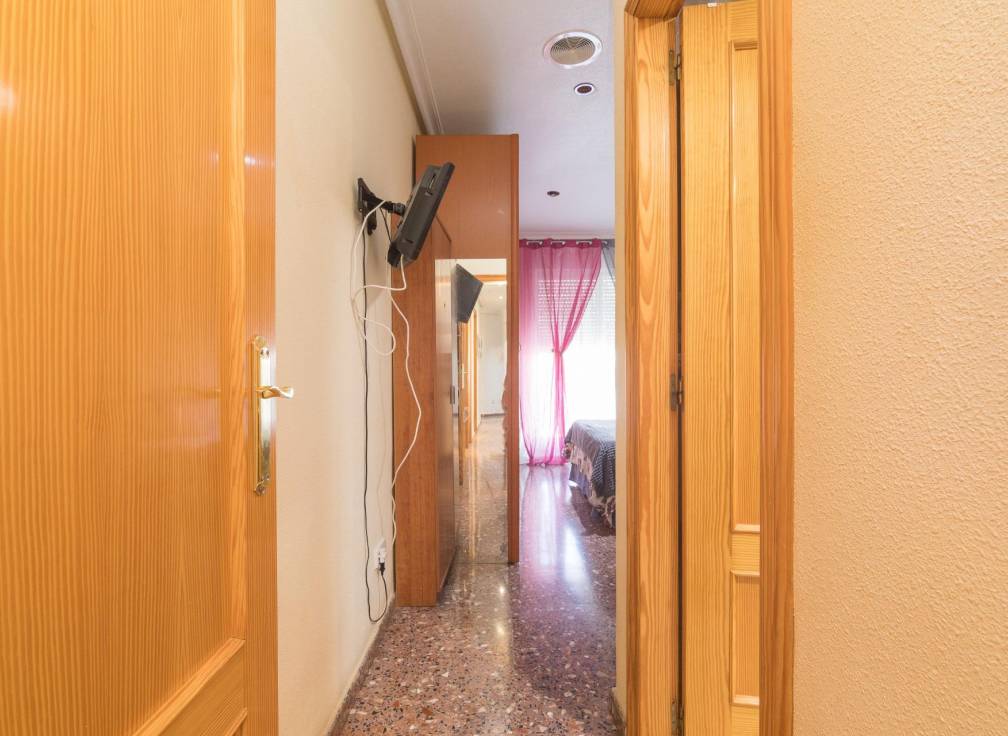 Resale - Flat - Petrer