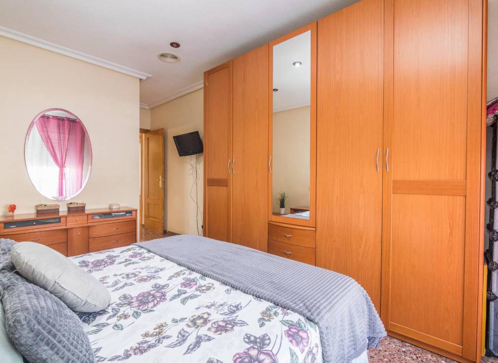 Resale - Flat - Petrer