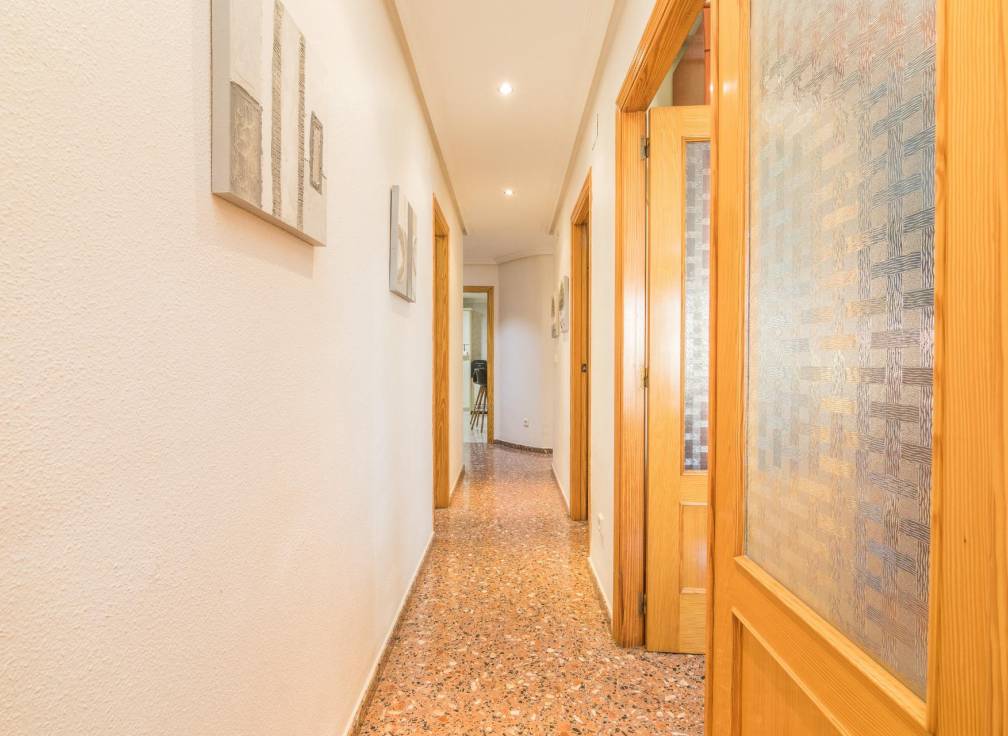 Resale - Flat - Petrer