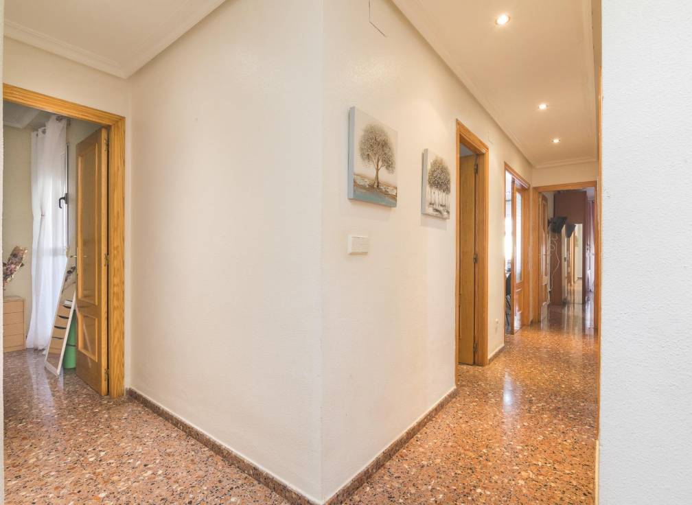 Resale - Flat - Petrer