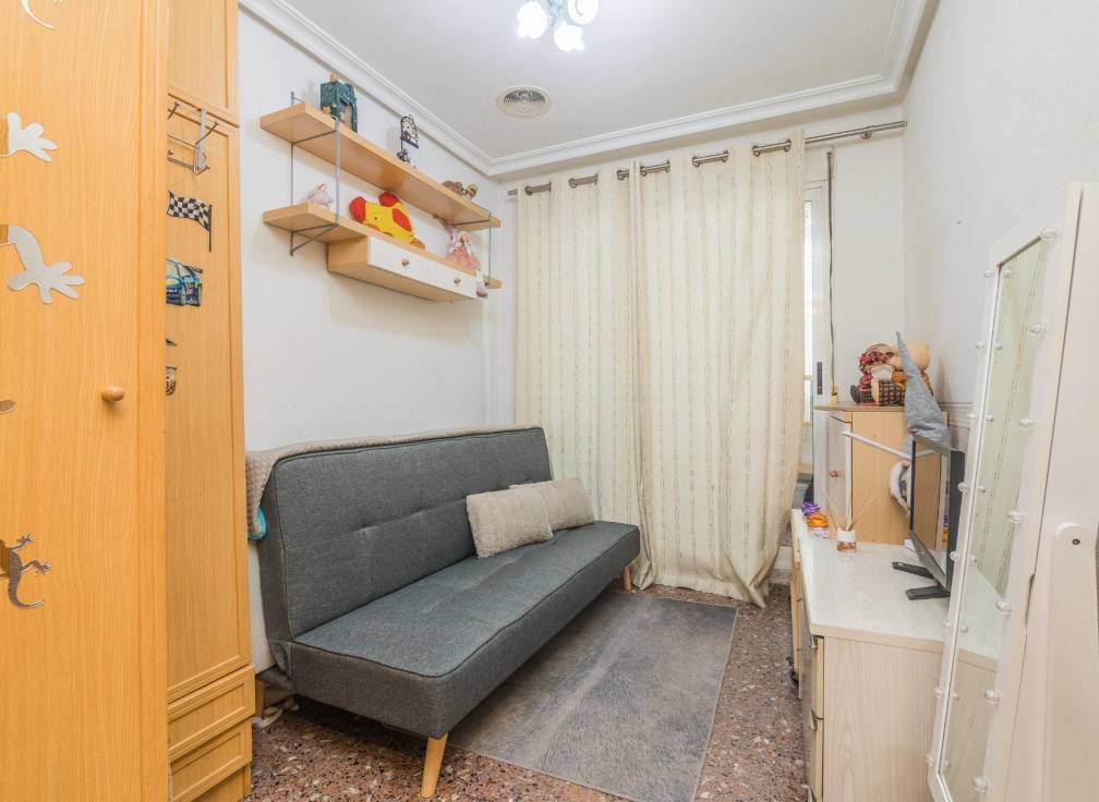 Resale - Flat - Petrer