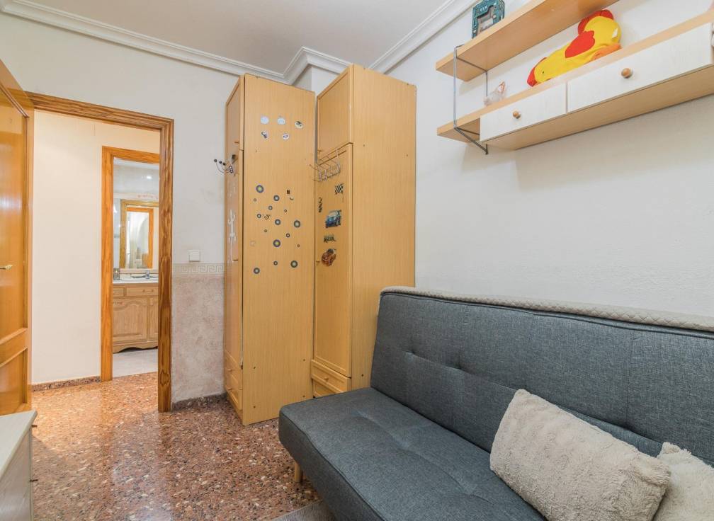 Resale - Flat - Petrer