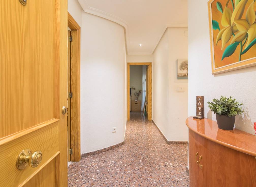 Resale - Flat - Petrer