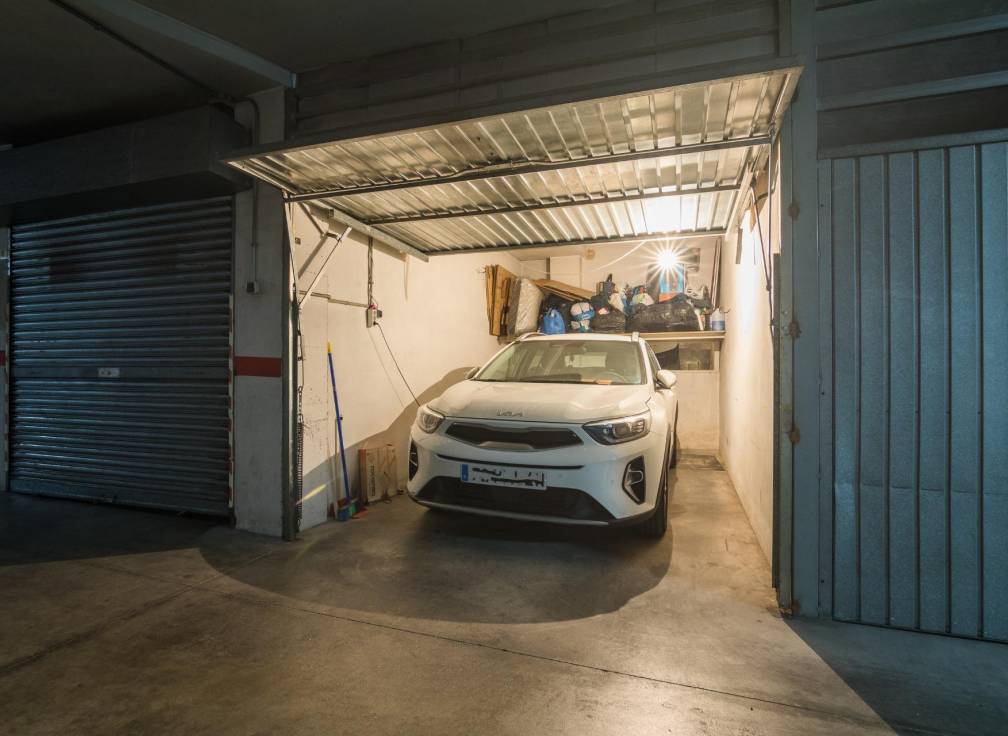 Resale - Flat - Petrer