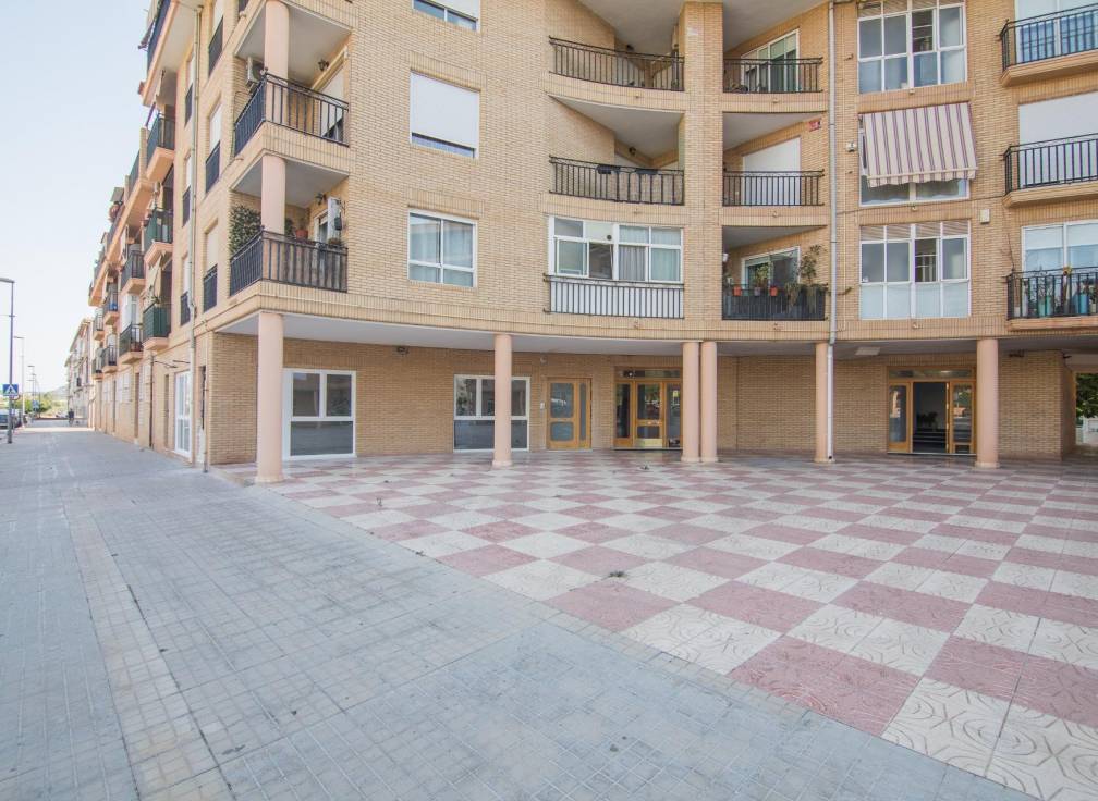 Resale - Flat - Petrer