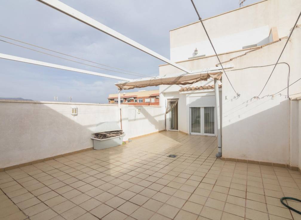 Resale - Flat - Pinoso - Comunidad valenciana