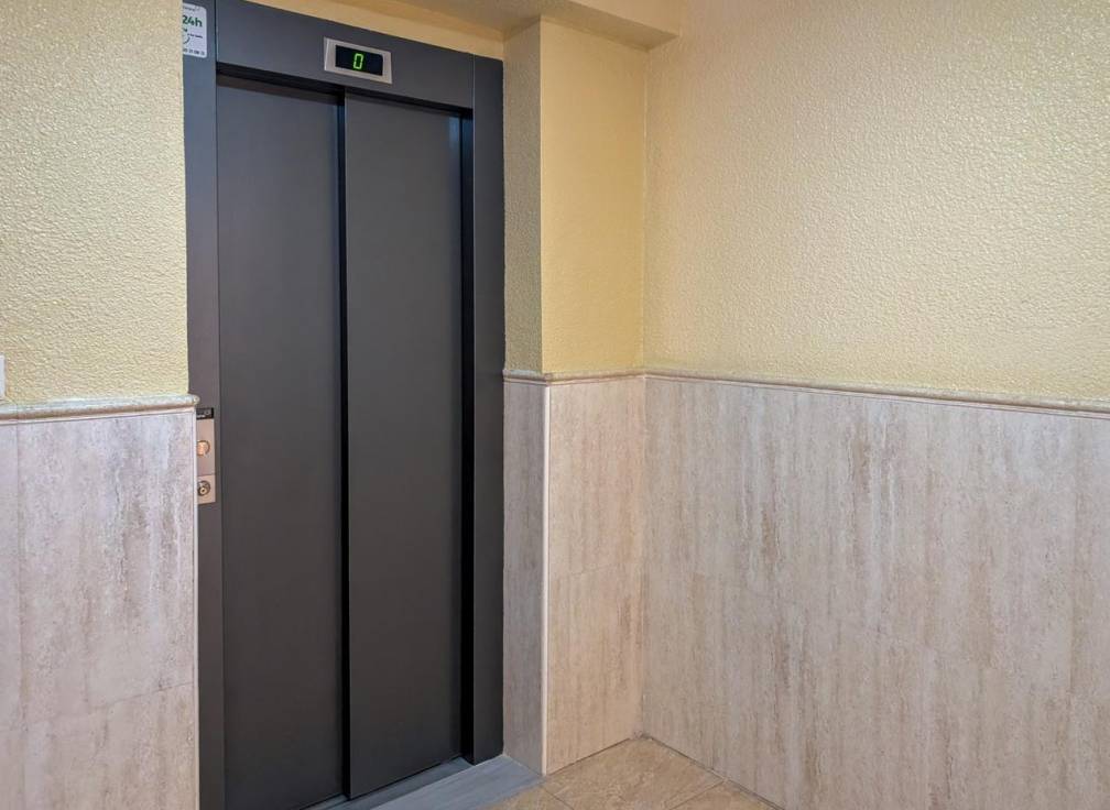 Resale - Flat - Santa Pola - Calas de Santiago Bernabeu