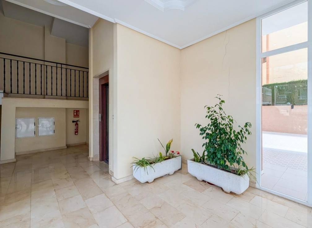 Resale - Flat - Santa Pola - Calas de Santiago Bernabeu