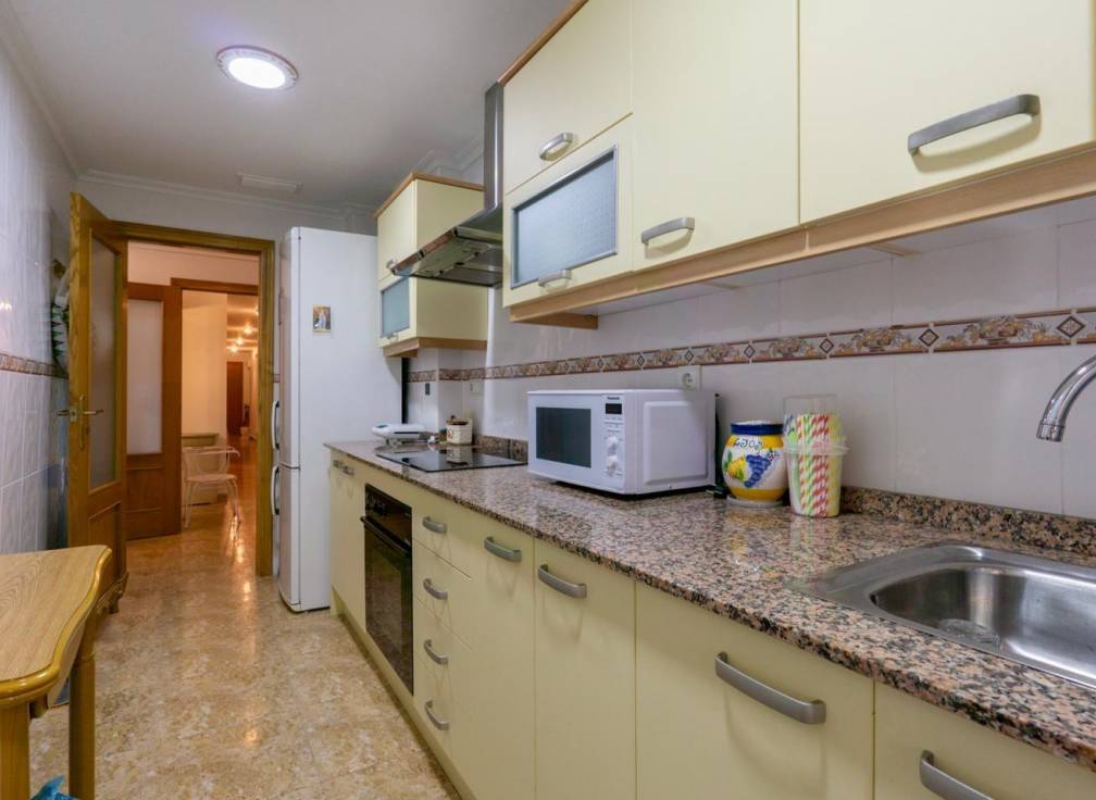 Resale - Flat - Santa Pola - Centro