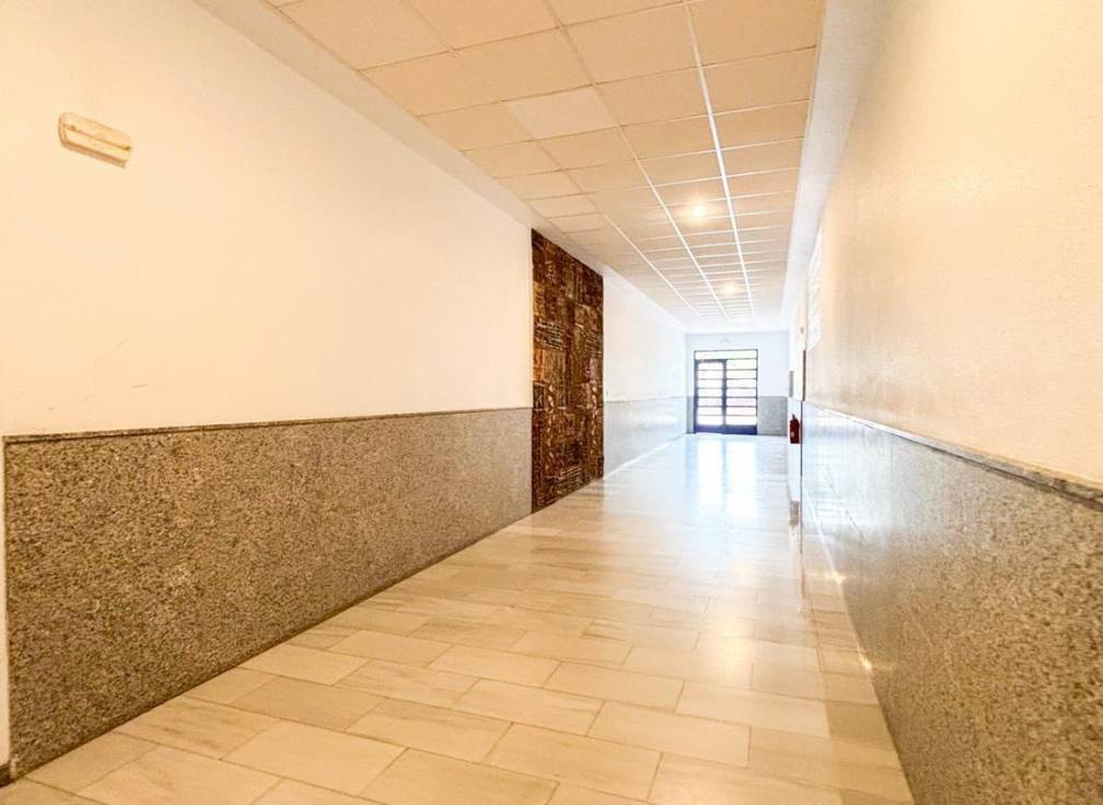 Resale - Flat - Santa Pola - Centro