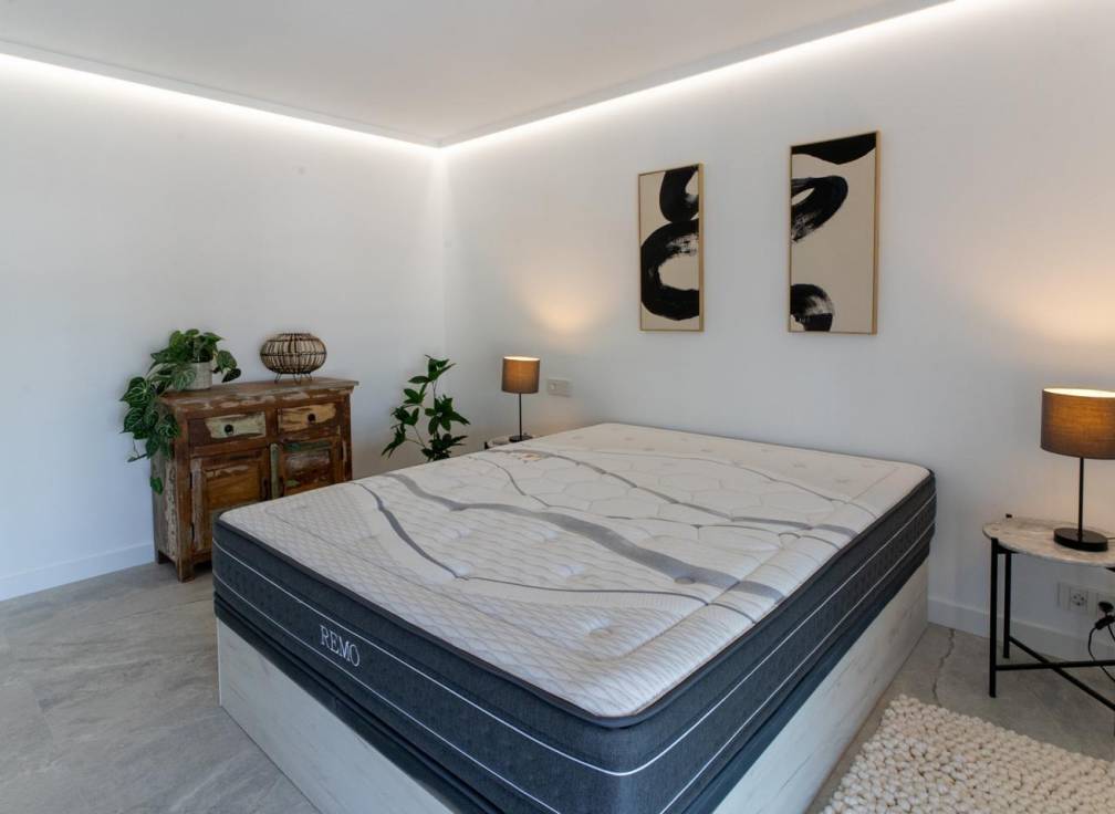 Resale - Flat - Santa Pola - Centro