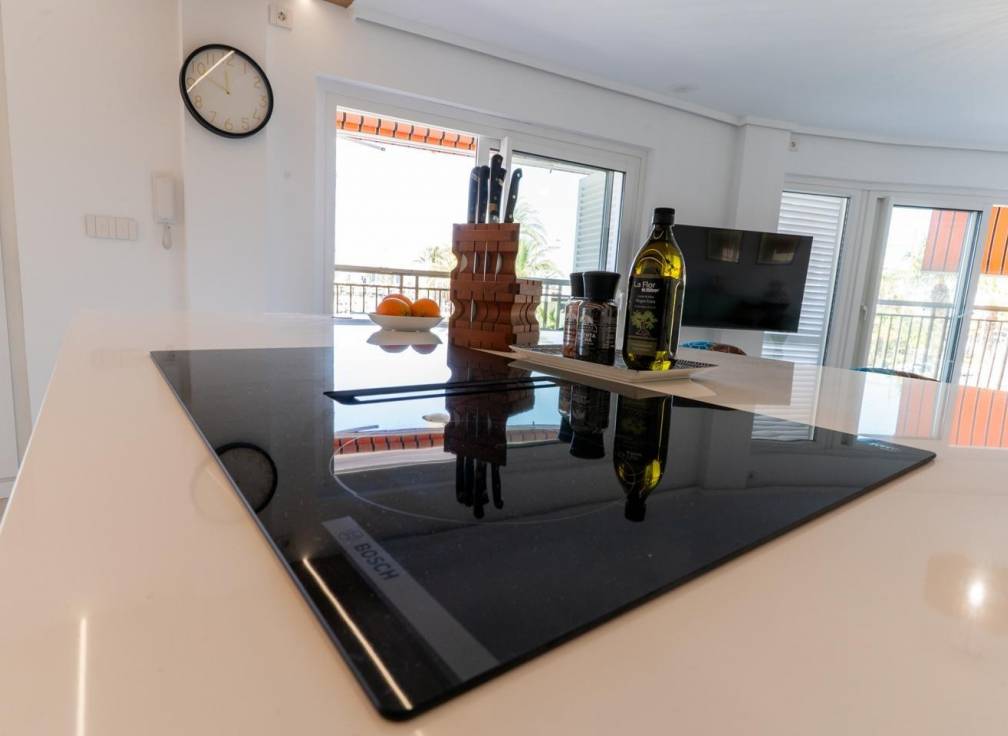 Resale - Flat - Santa Pola - Centro